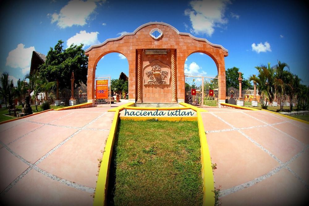 Hotel Hacienda Ixtlan Cozumel Bagian luar foto
