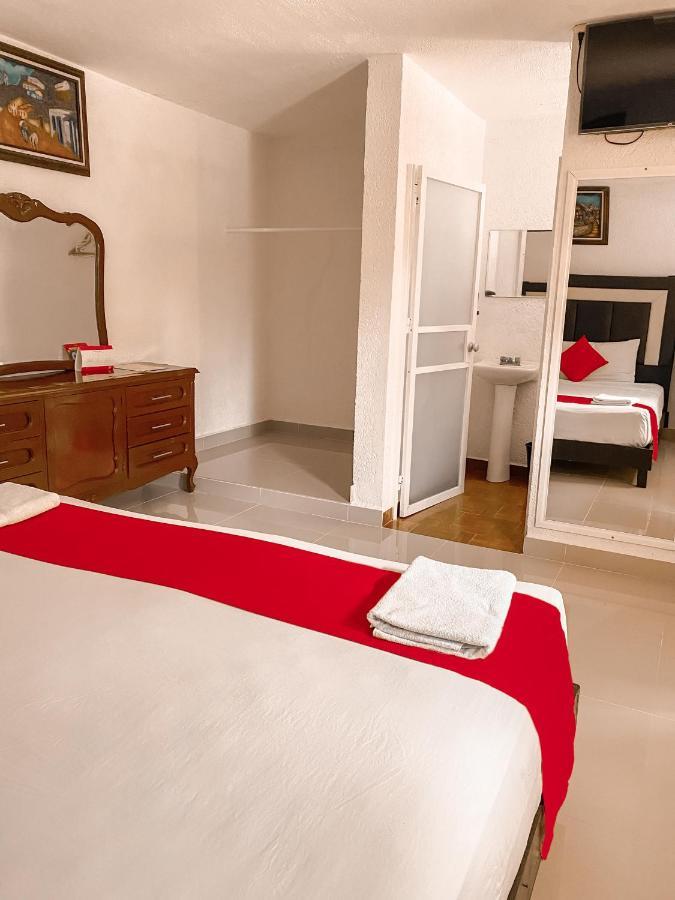 Hotel Hacienda Ixtlan Cozumel Bagian luar foto