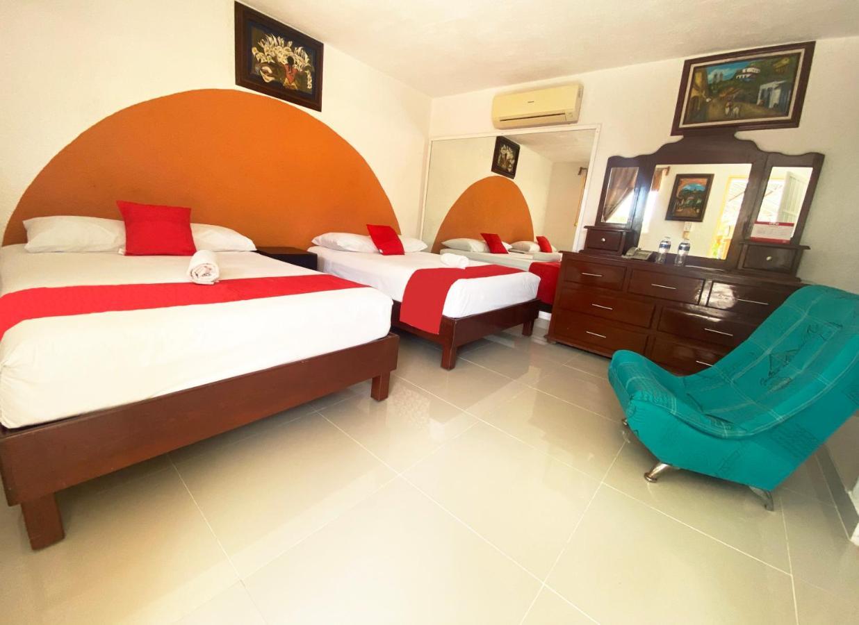 Hotel Hacienda Ixtlan Cozumel Bagian luar foto