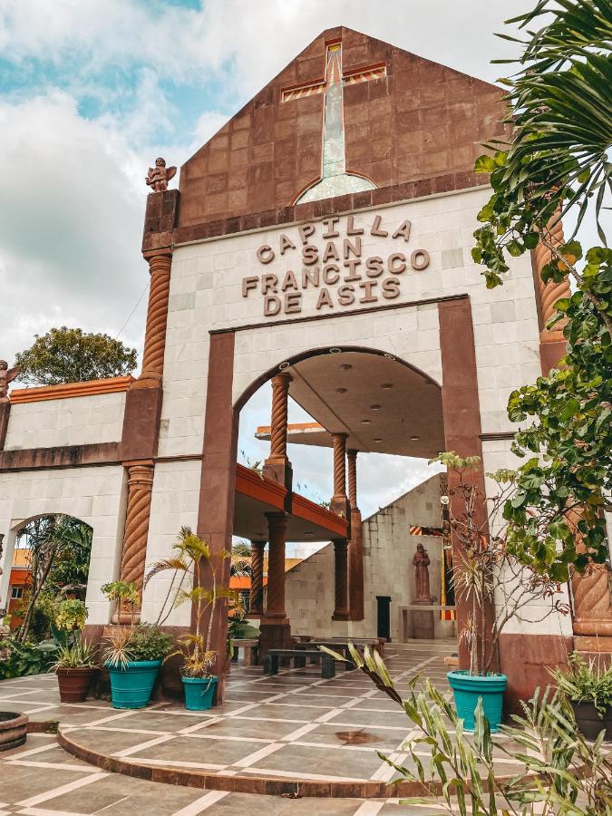 Hotel Hacienda Ixtlan Cozumel Bagian luar foto