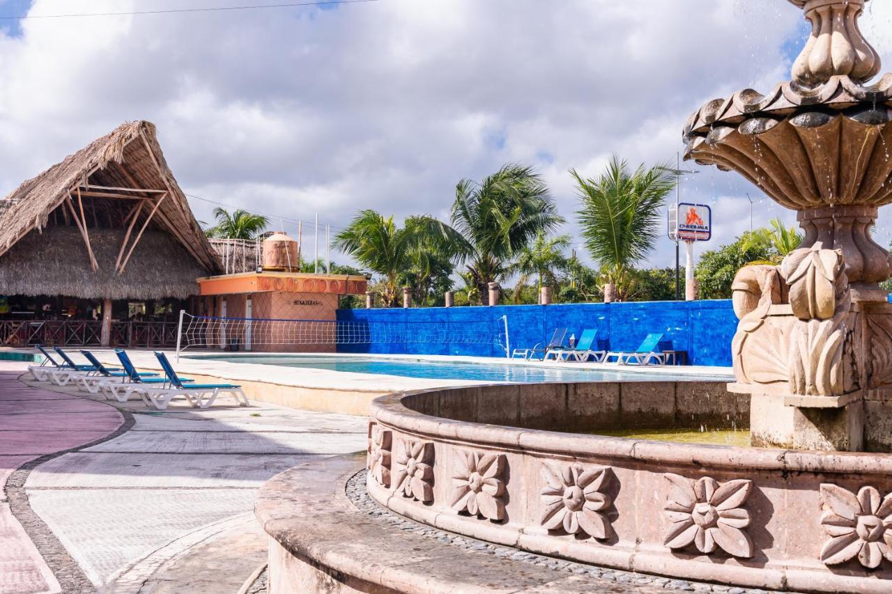 Hotel Hacienda Ixtlan Cozumel Bagian luar foto